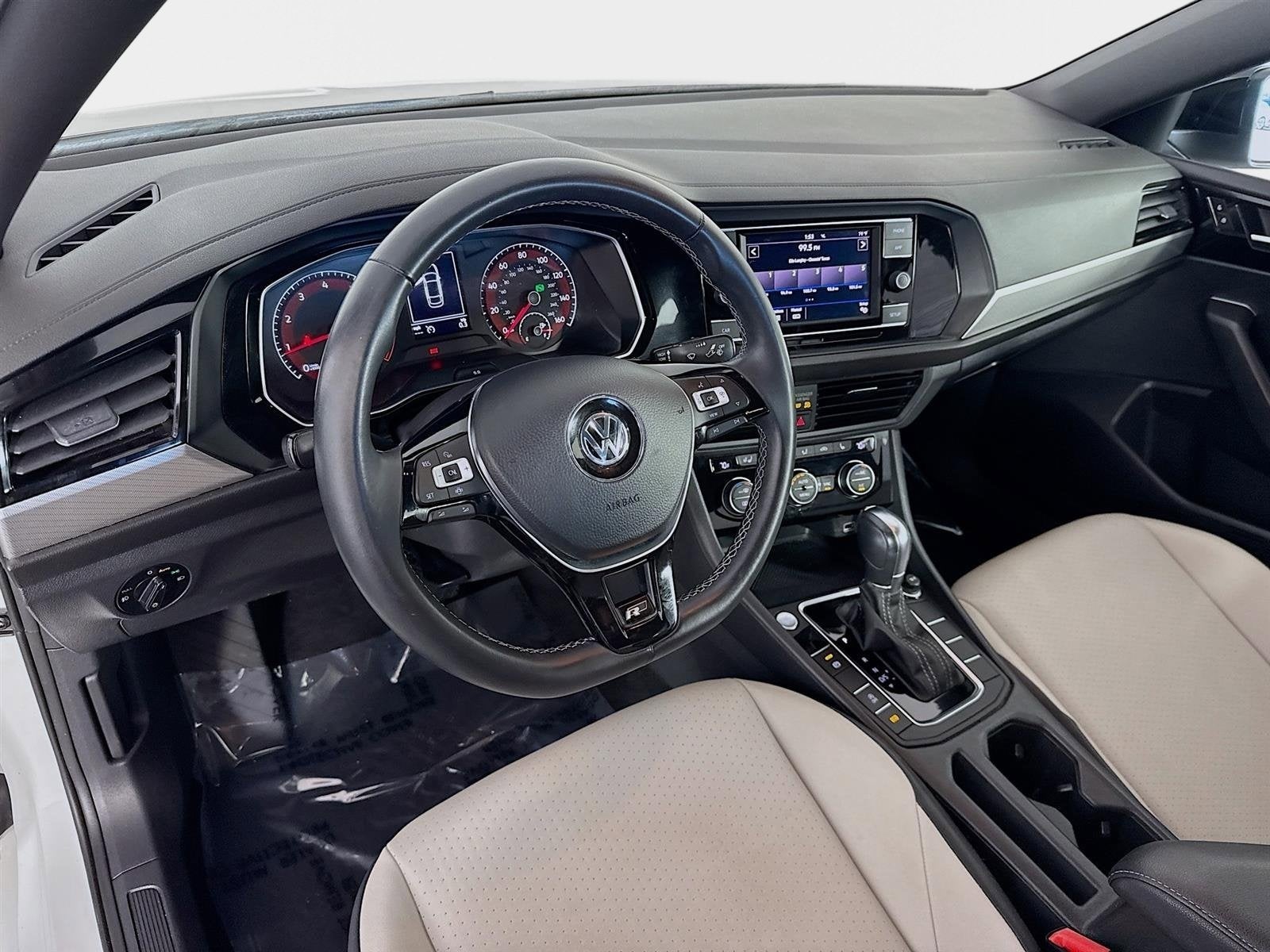 2019 Volkswagen Jetta R-Line