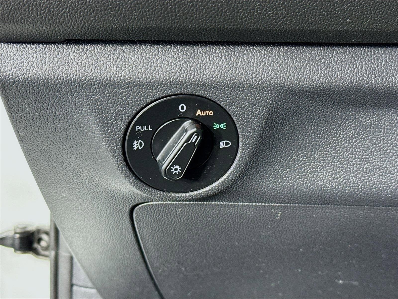 2019 Volkswagen Jetta R-Line