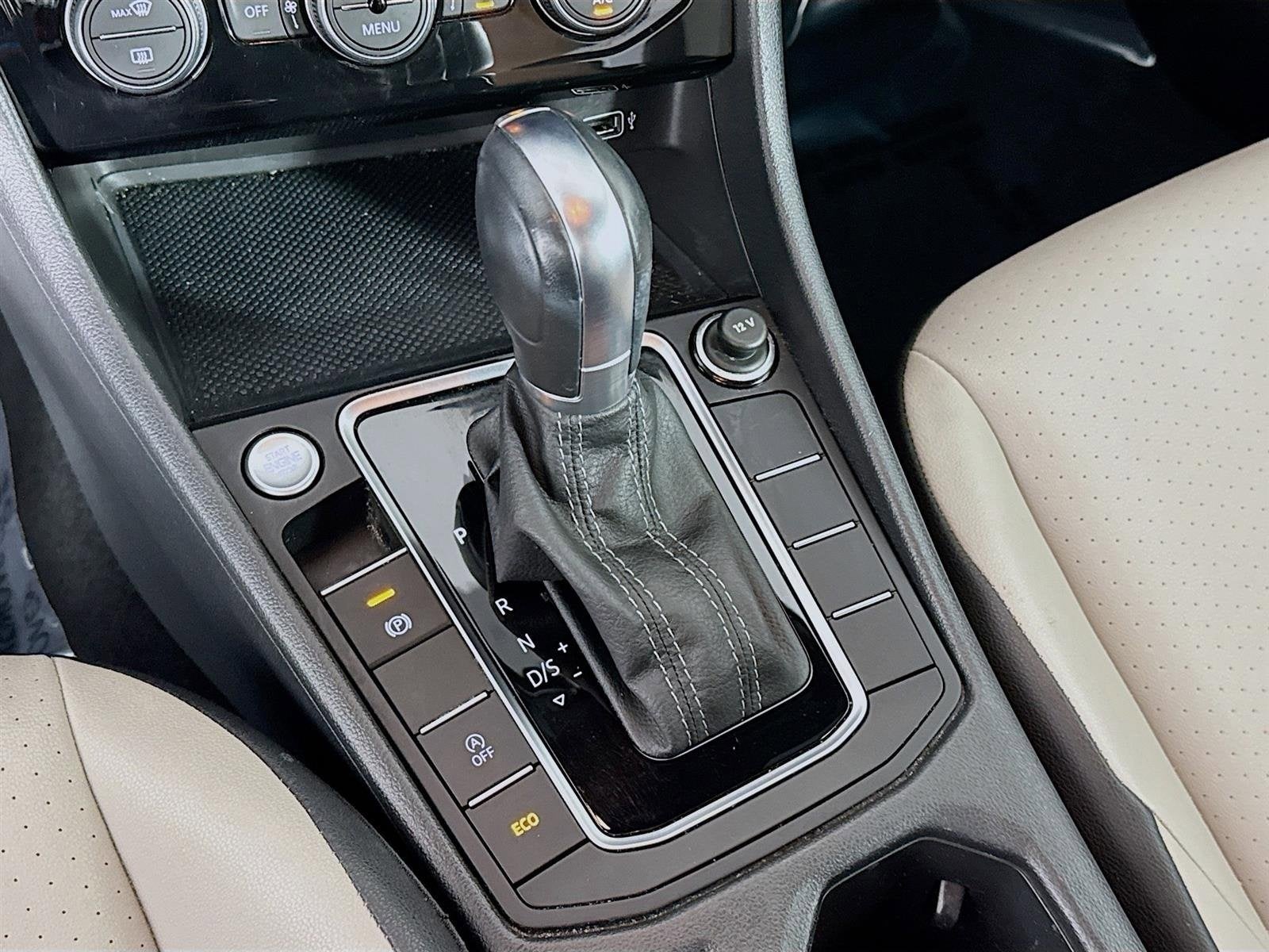 2019 Volkswagen Jetta R-Line