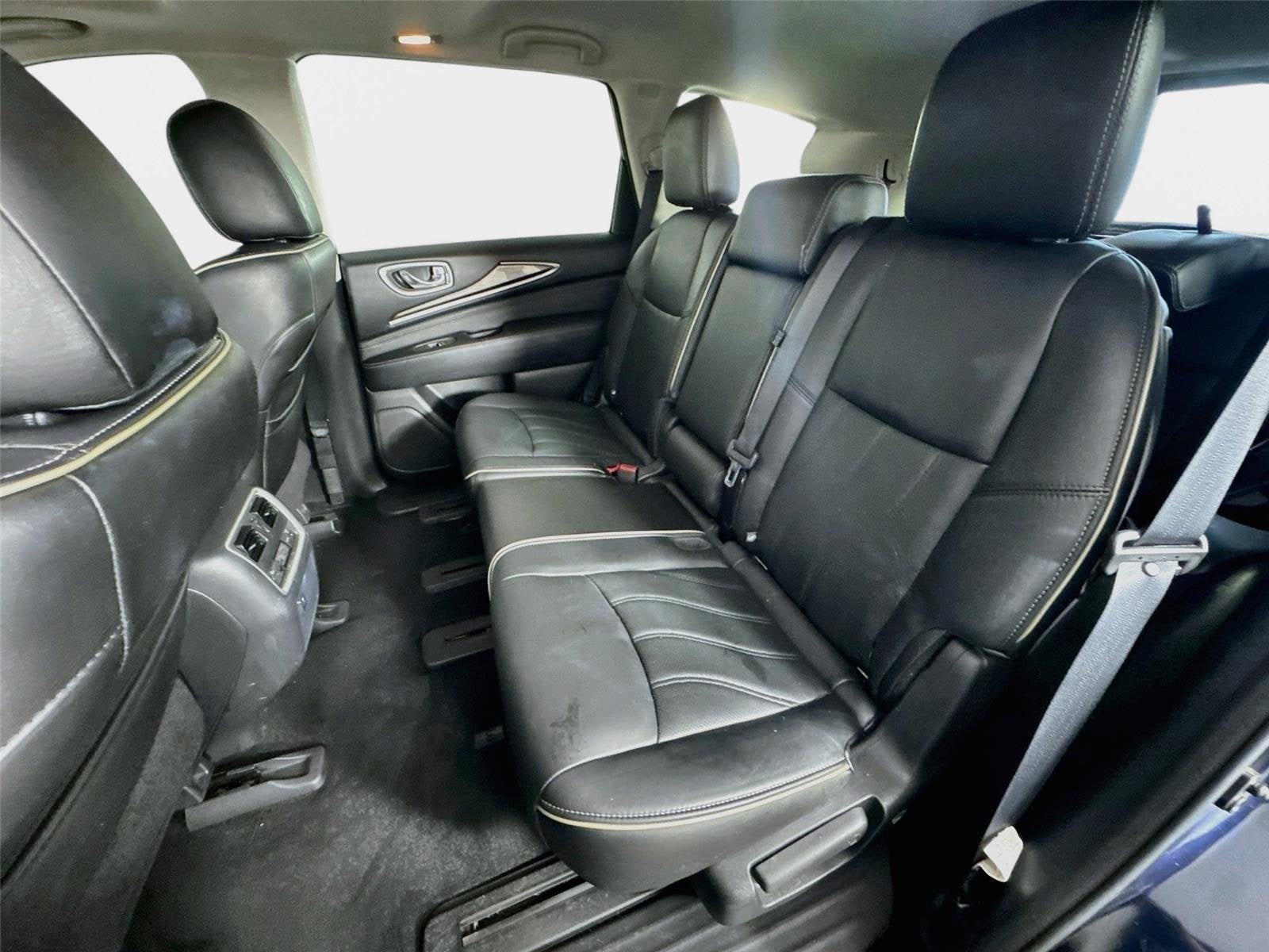 2016 INFINITI QX60 Base