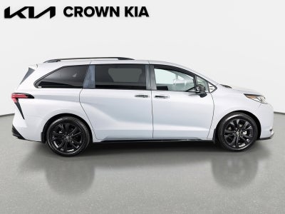2025 Toyota Sienna XSE