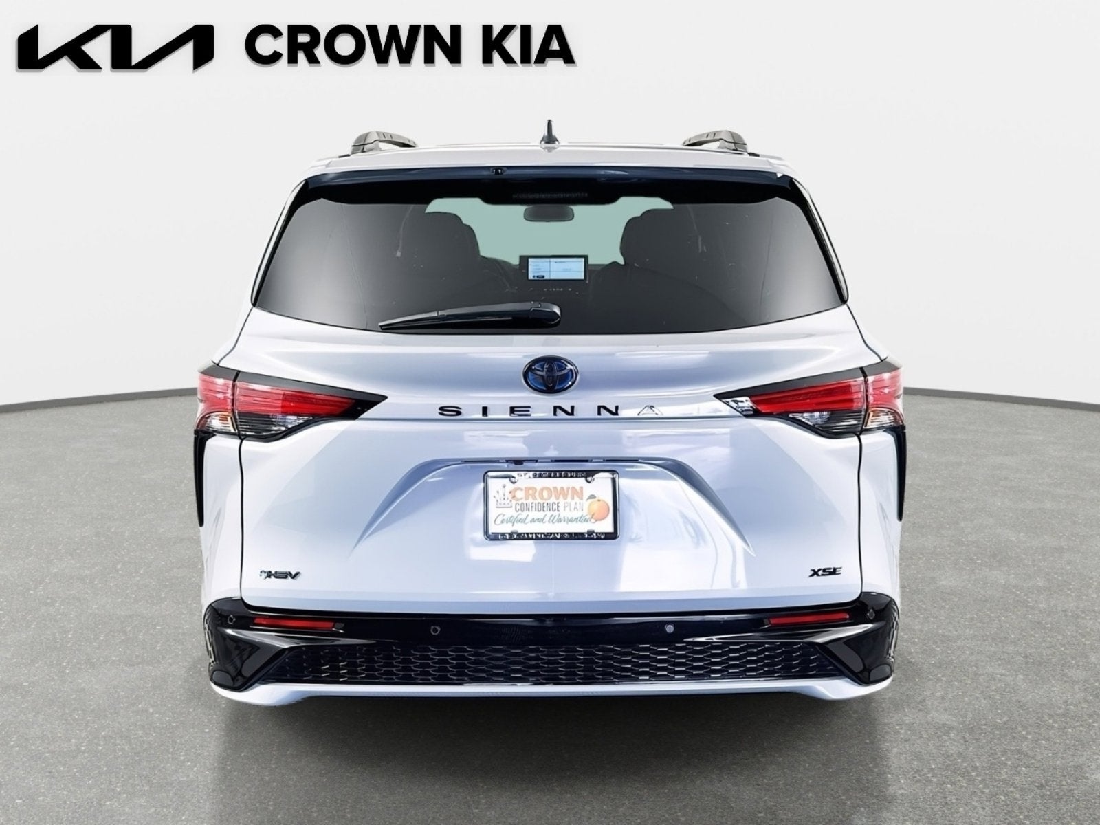 2025 Toyota Sienna XSE