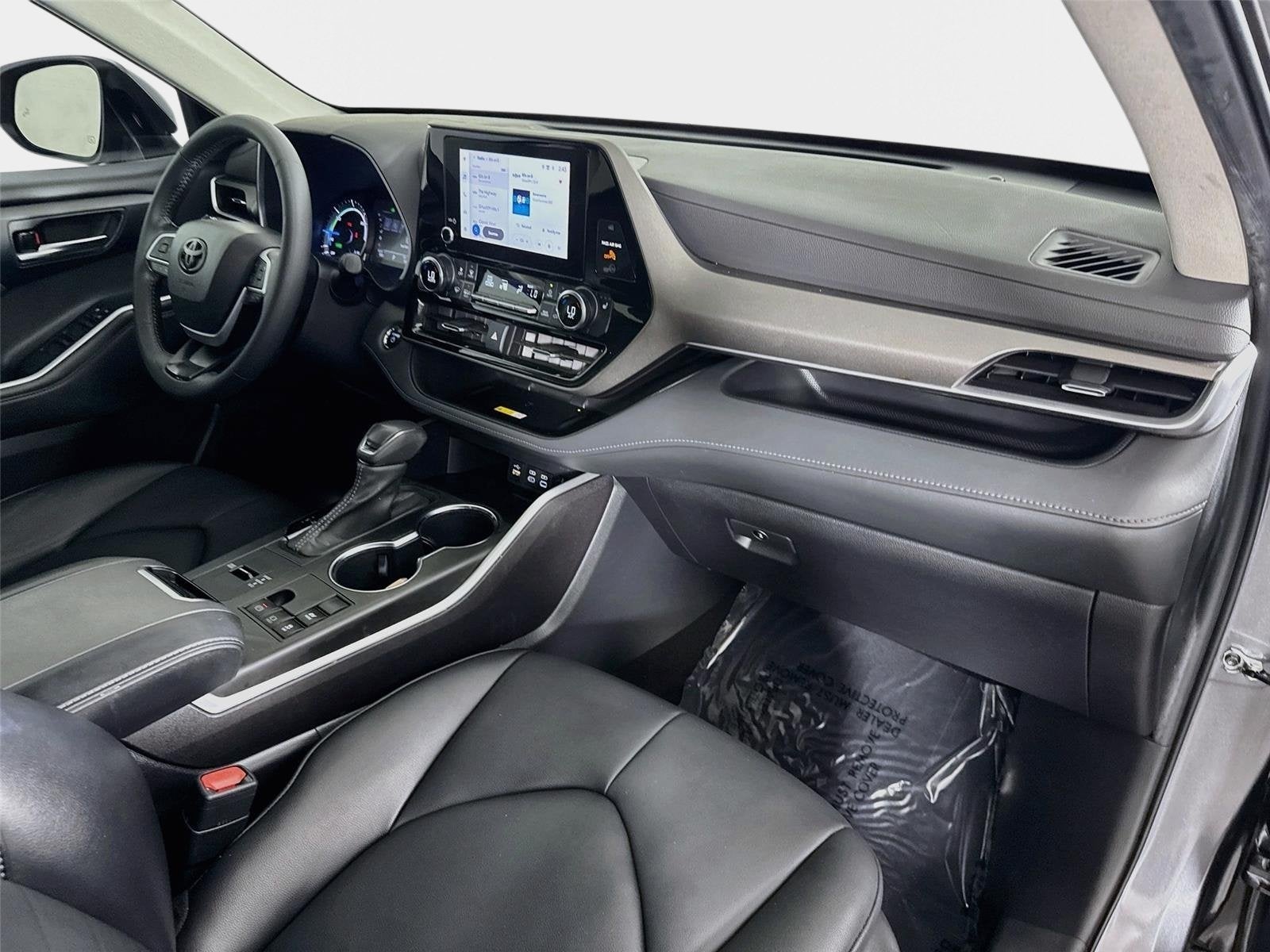 2023 Toyota Highlander Hybrid XLE