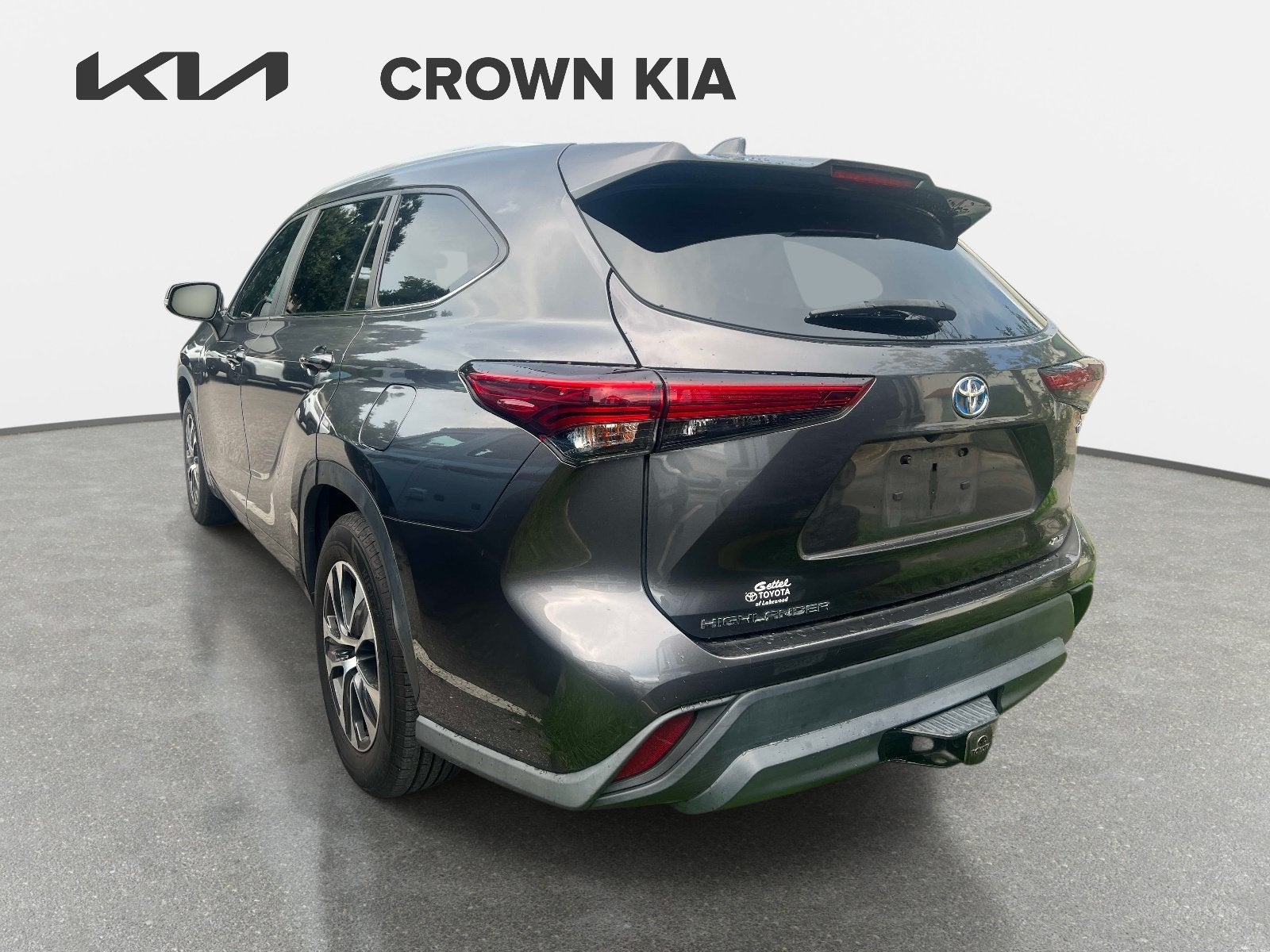2023 Toyota Highlander Hybrid XLE