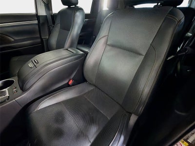 2019 Toyota Highlander Limited Platinum