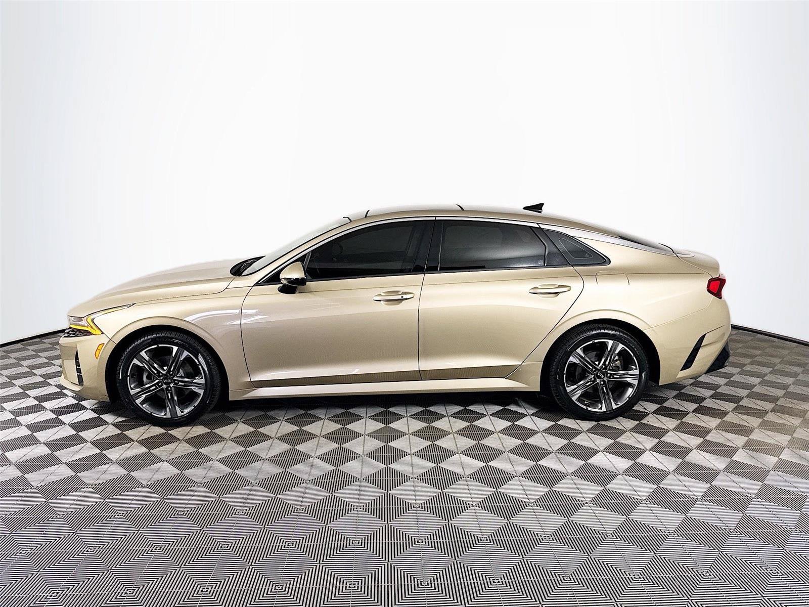 2021 Kia K5 EX