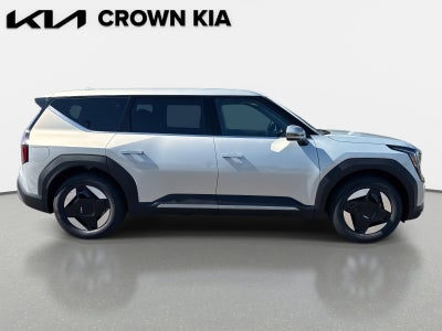 2026 Kia EV9 Light Long Range