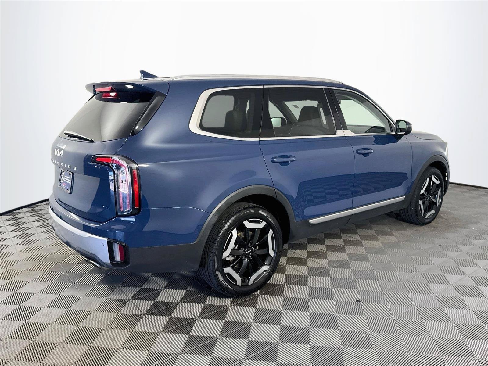 2023 Kia Telluride EX