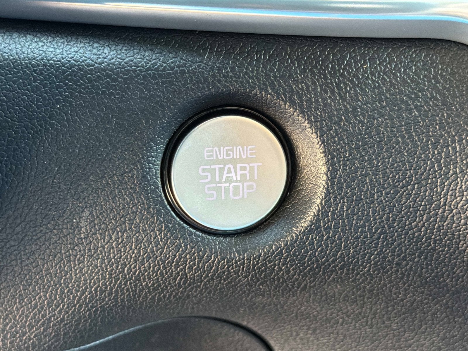 2026 Kia Sorento SX - Photo 29