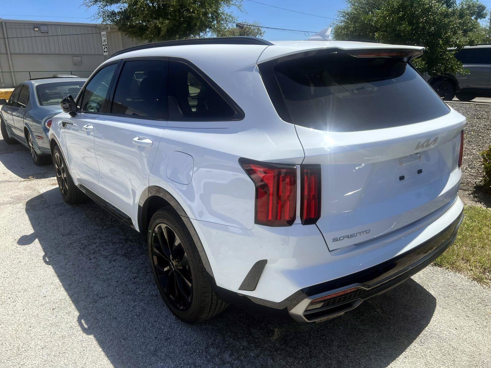 2023 Kia Sorento SX