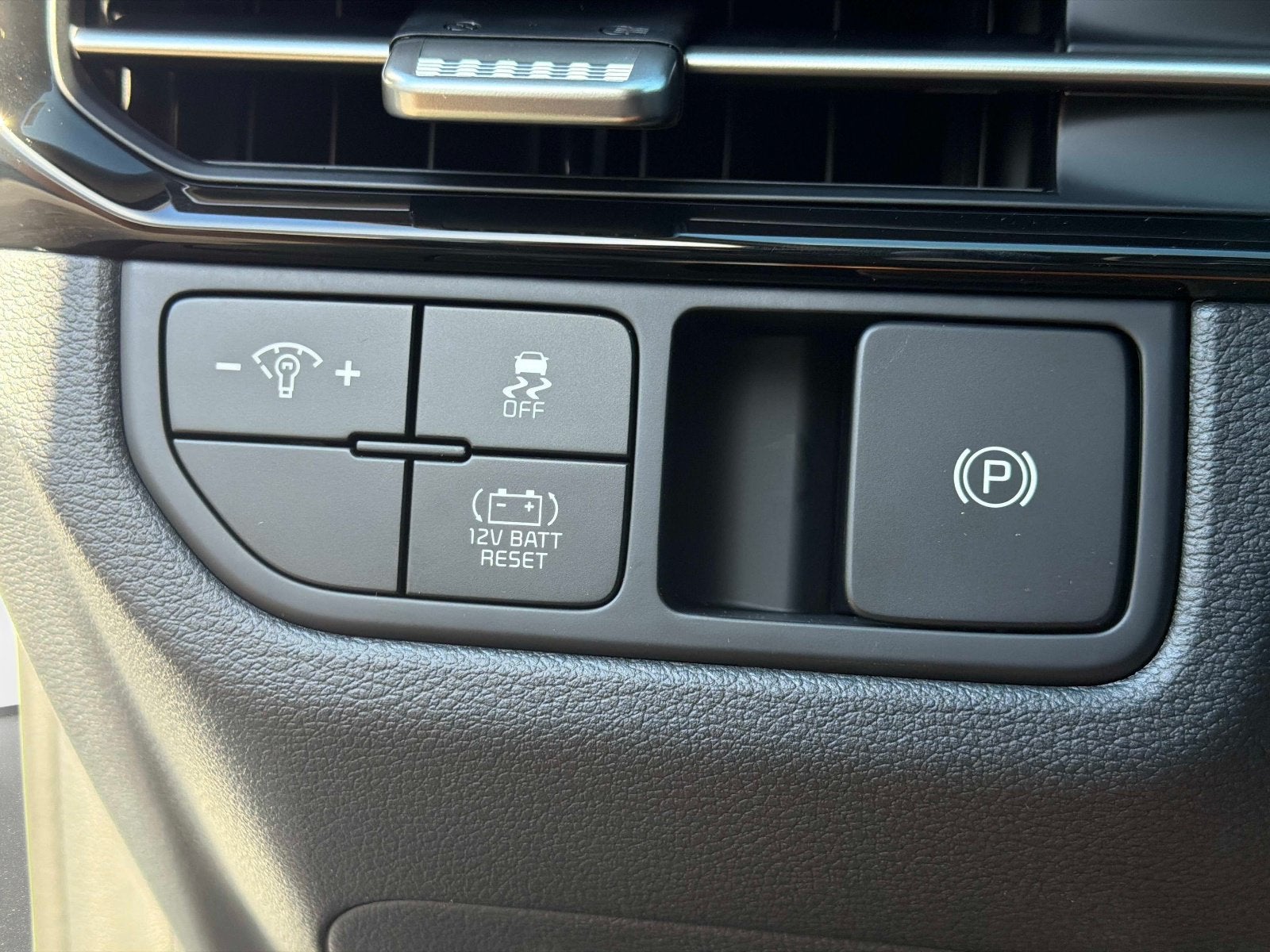 2027 Kia Sportage Hybrid S