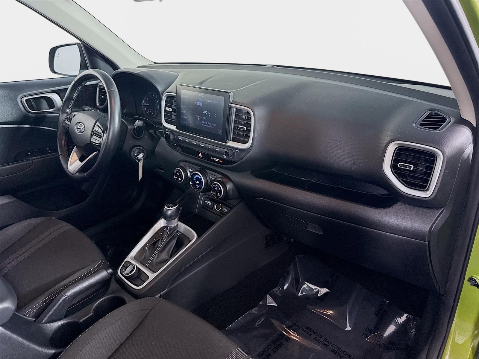 2022 Hyundai Venue SEL