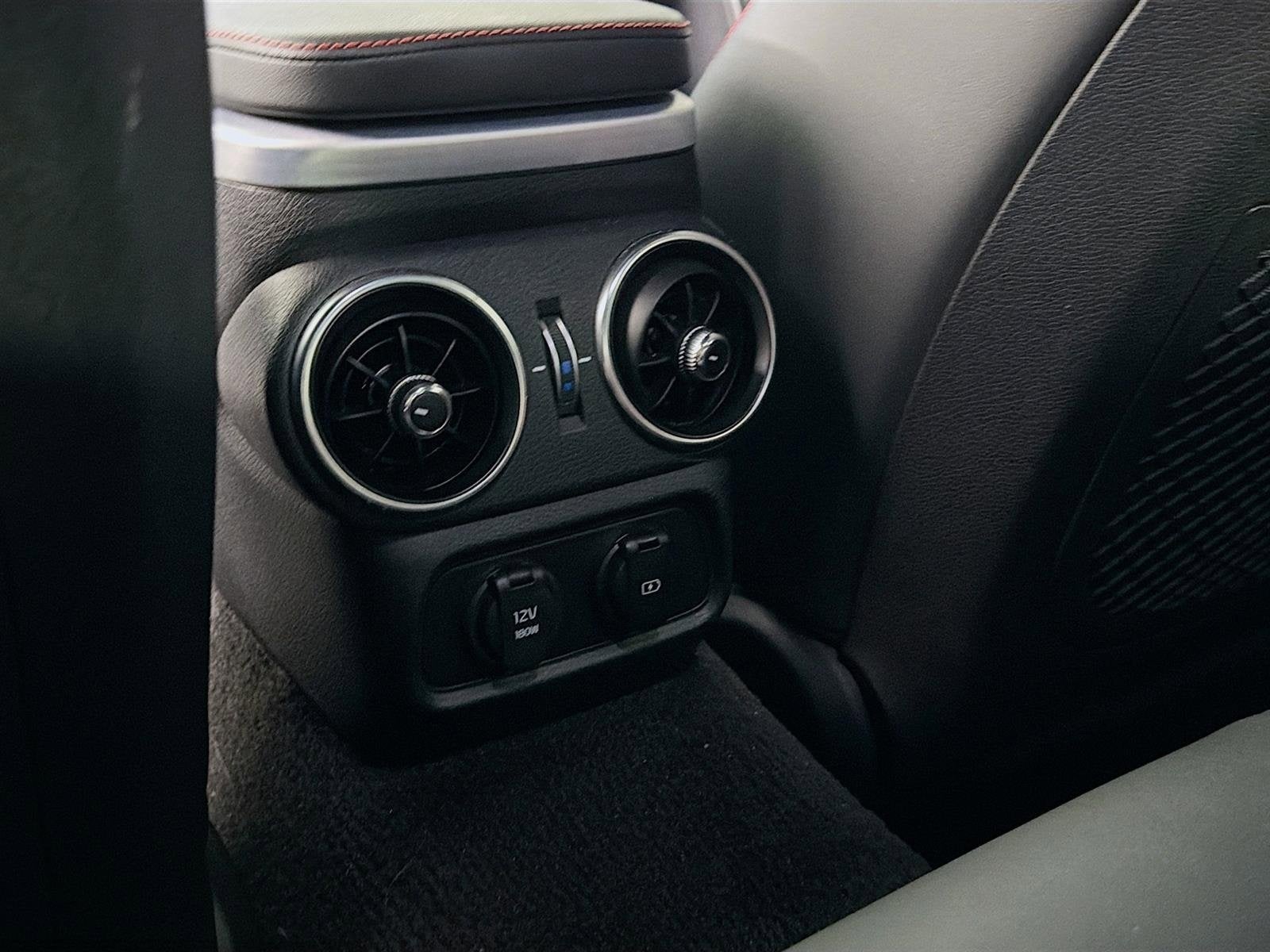 2023 Kia Stinger GT2