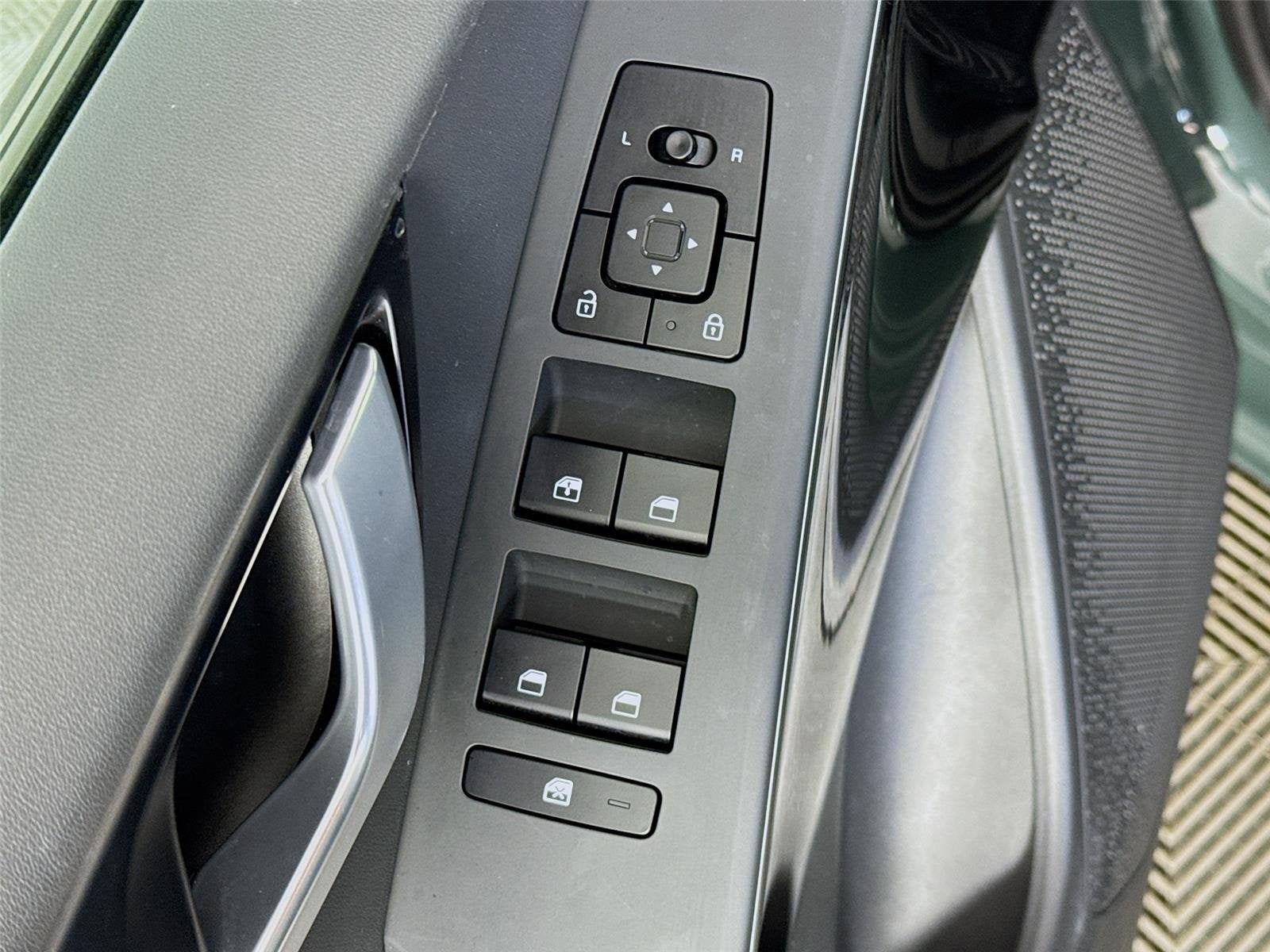 2023 Kia Niro EX