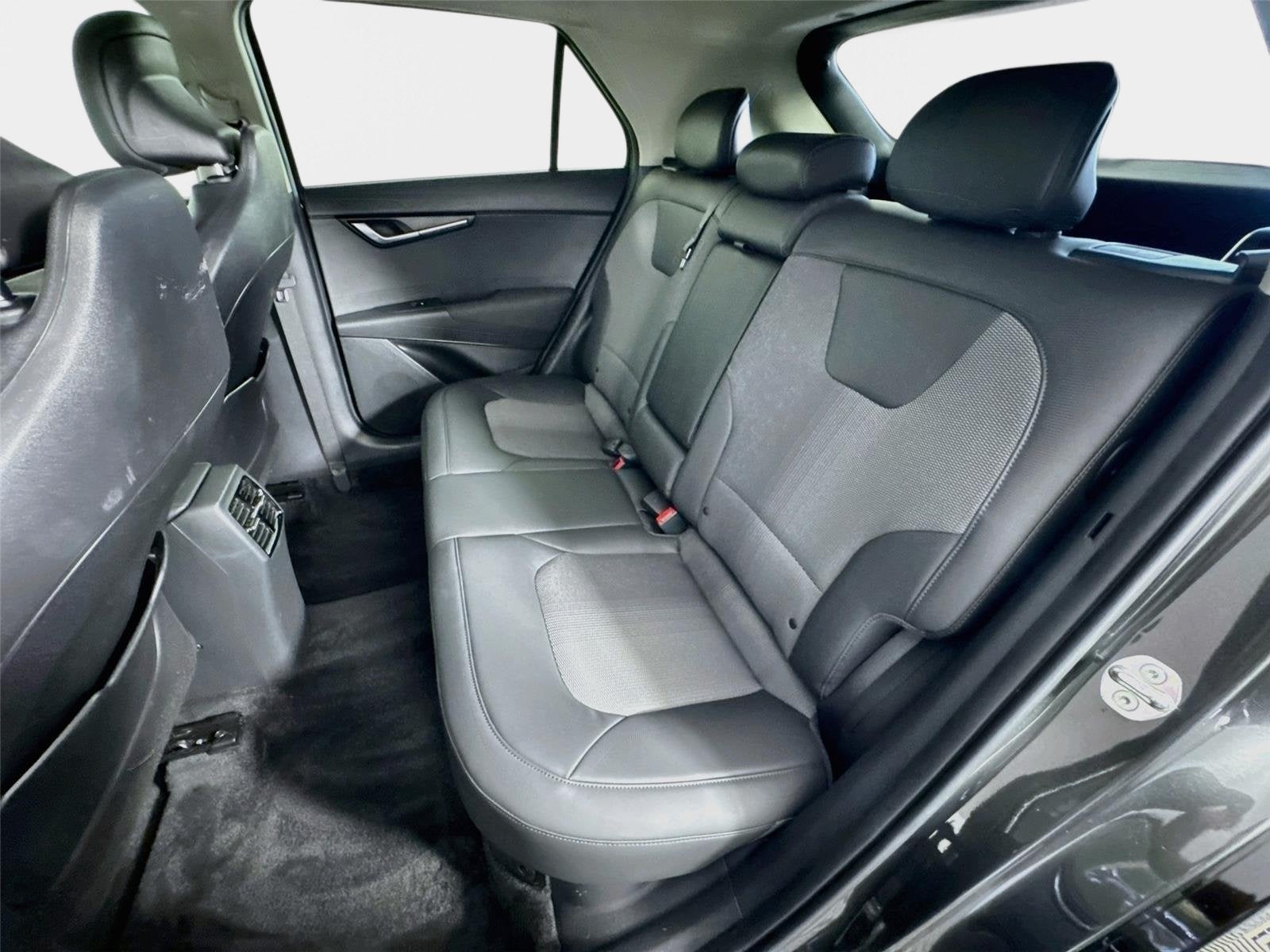 2023 Kia Niro EX Touring