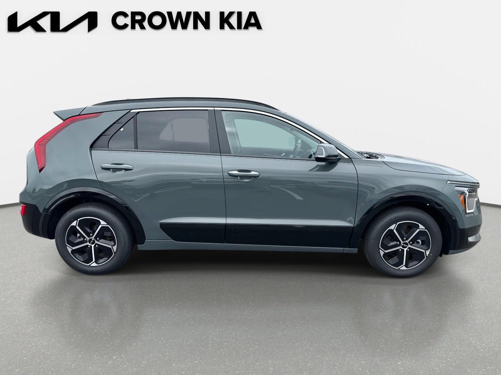 2025 Kia Niro SX