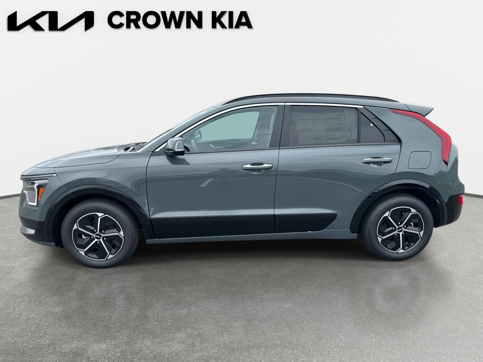 2025 Kia Niro SX