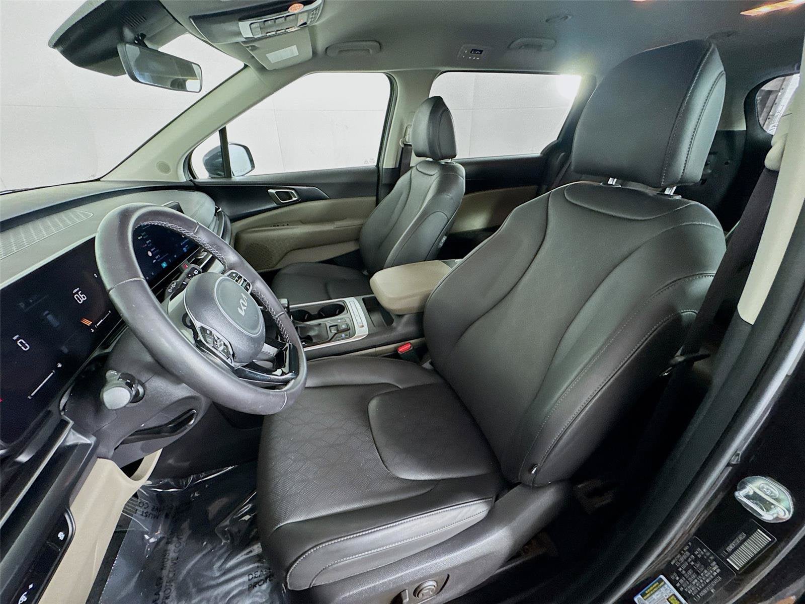 2025 Kia Carnival LXS