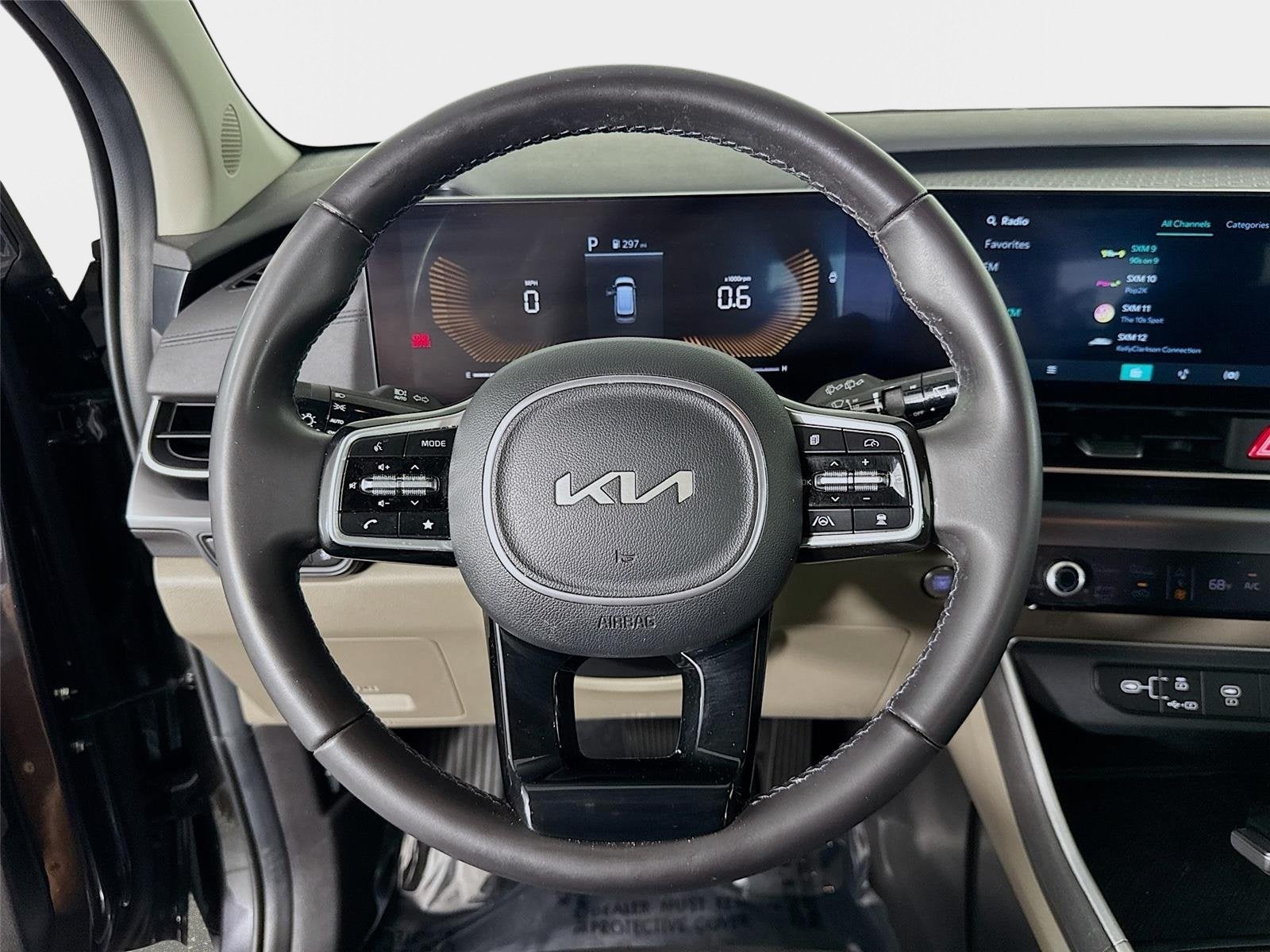 2025 Kia Carnival LXS