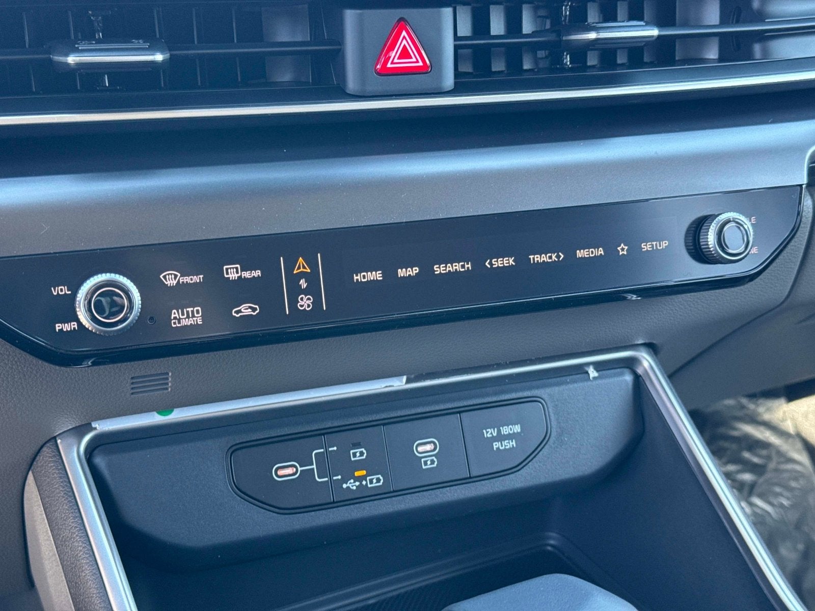 2026 Kia Carnival LXS