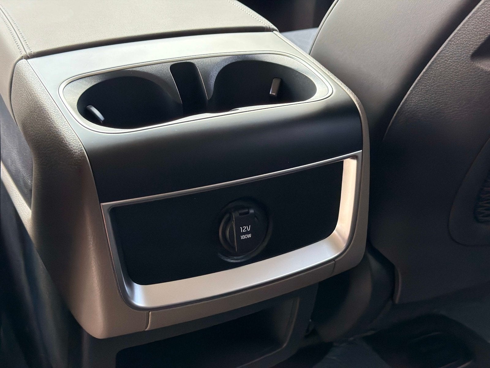 2027 Kia Carnival LXS