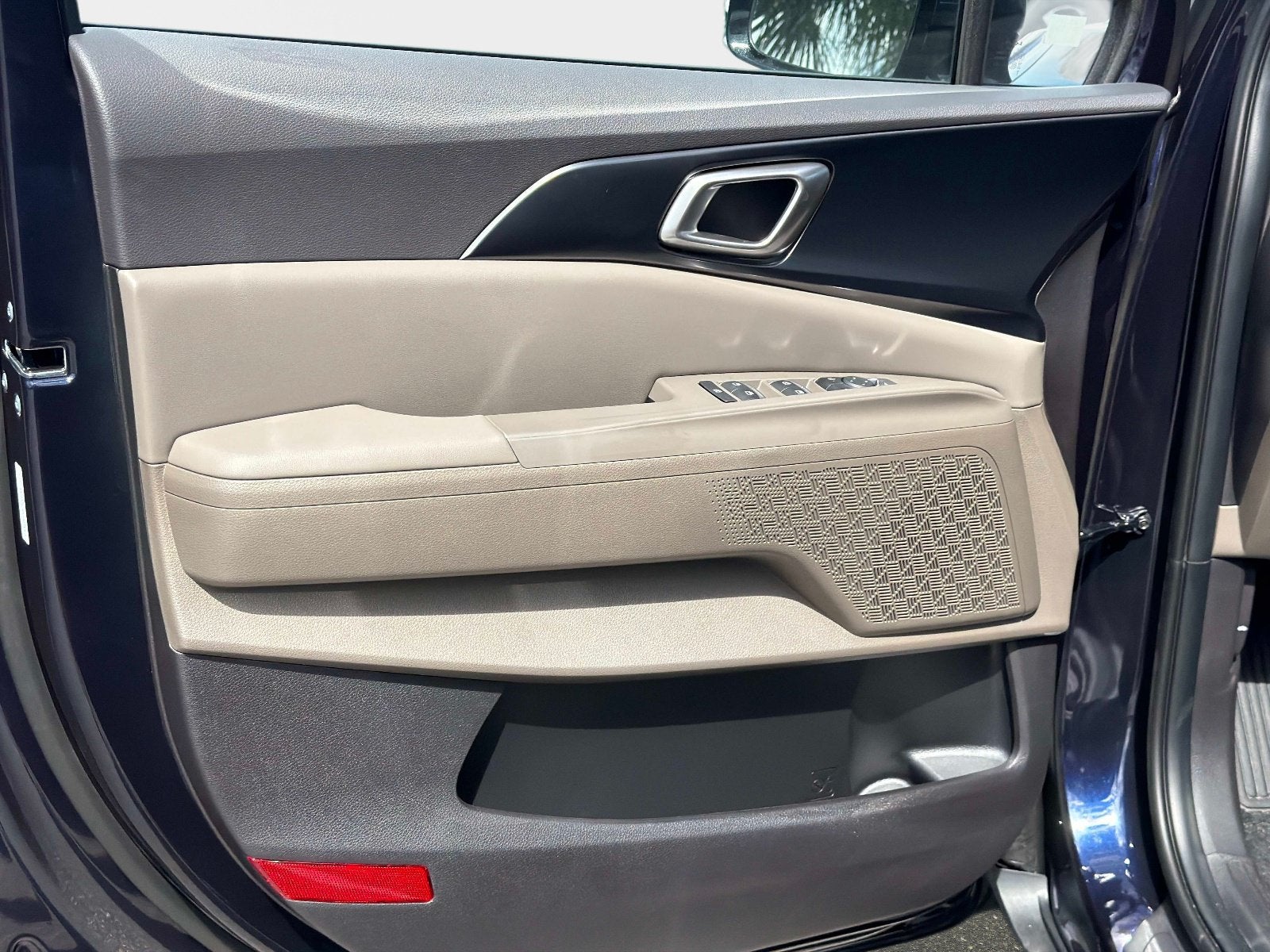 2027 Kia Carnival LXS