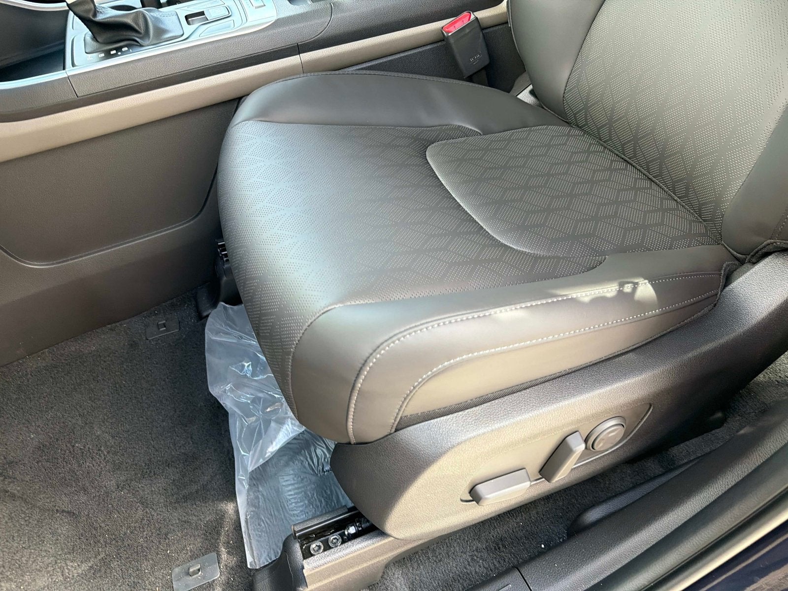 2027 Kia Carnival LXS