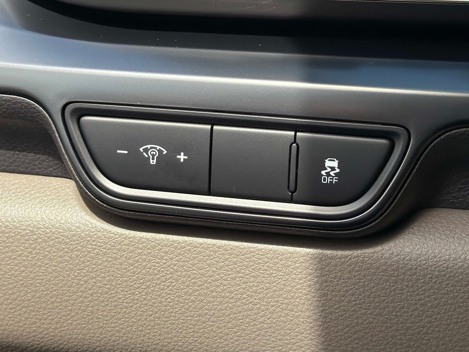 2027 Kia Carnival LXS