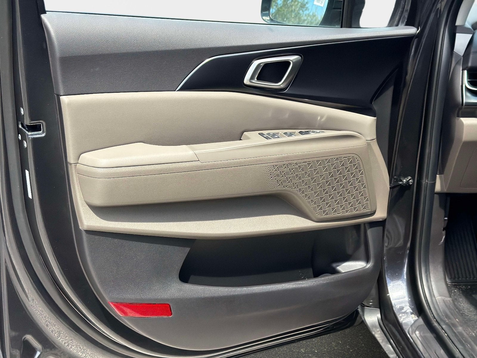 2027 Kia Carnival LXS