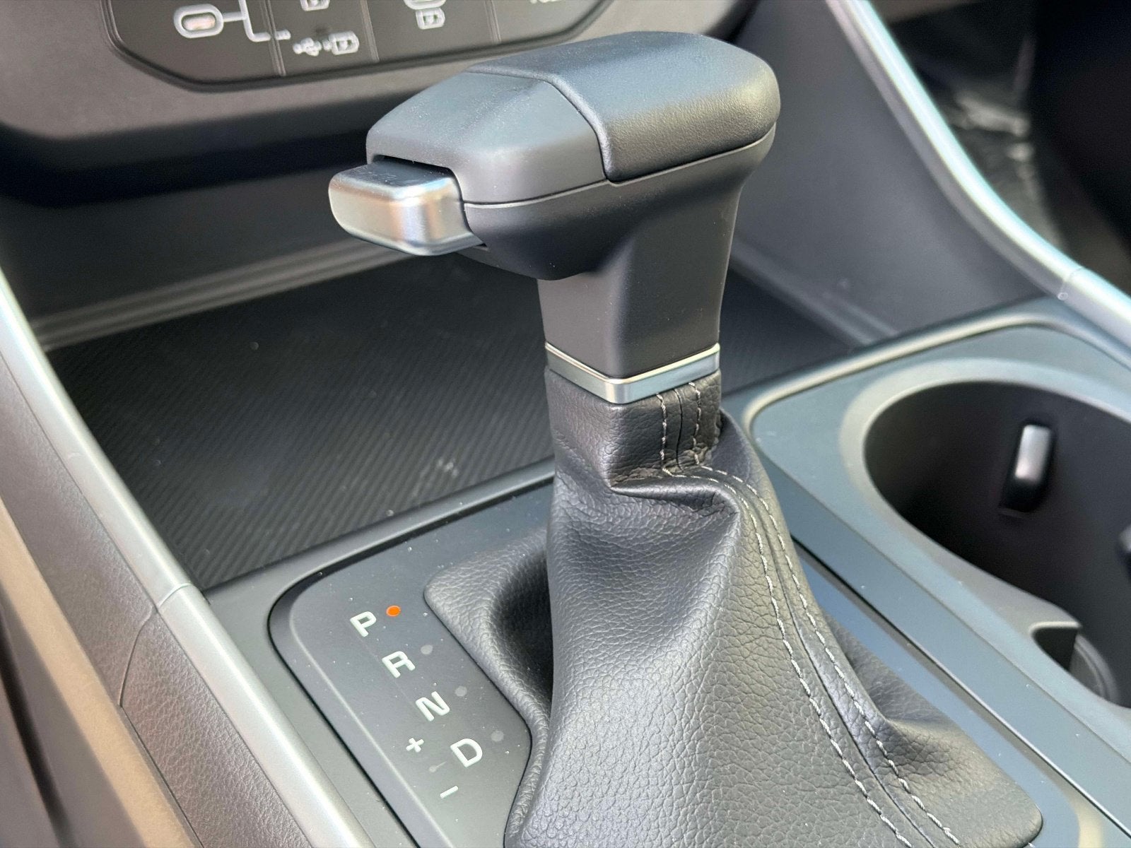 2027 Kia Carnival LXS