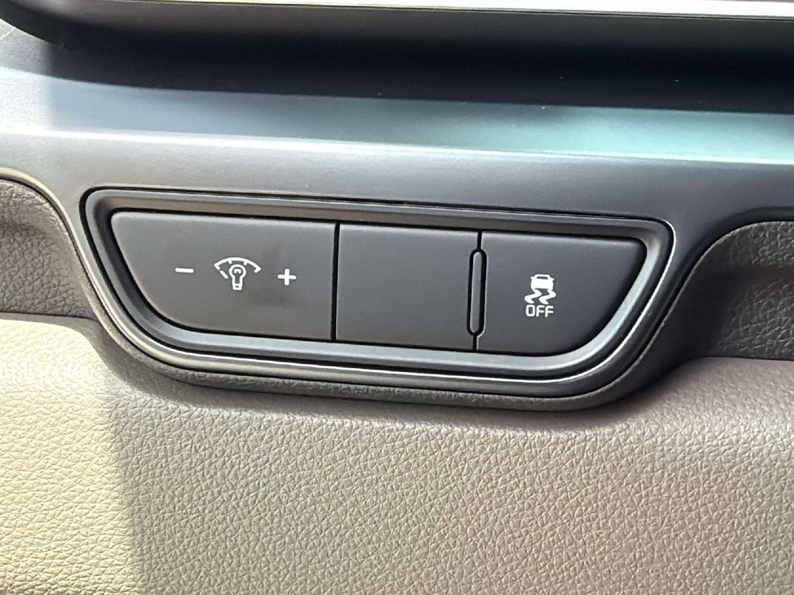 2027 Kia Carnival LXS