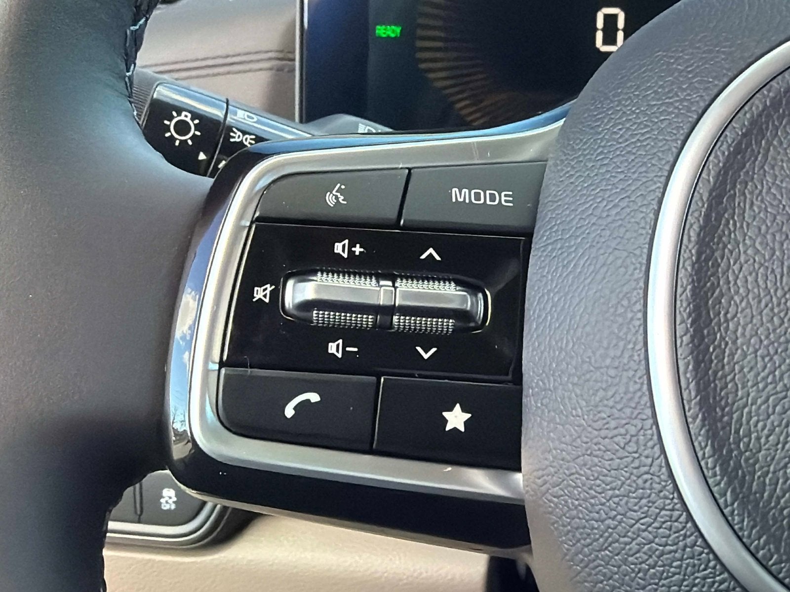 2026 Kia Carnival Hybrid LXS