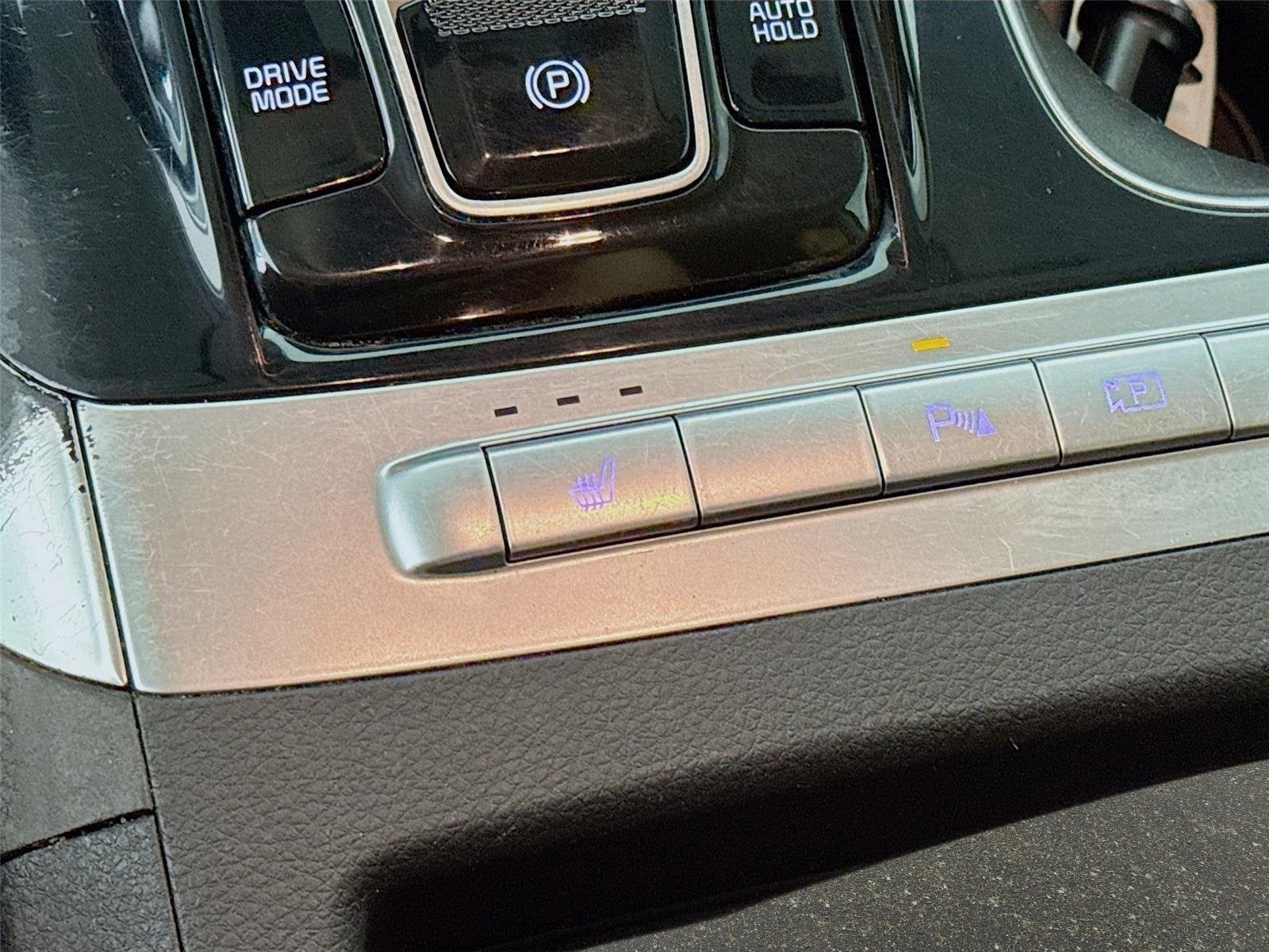 2023 Kia Carnival EX