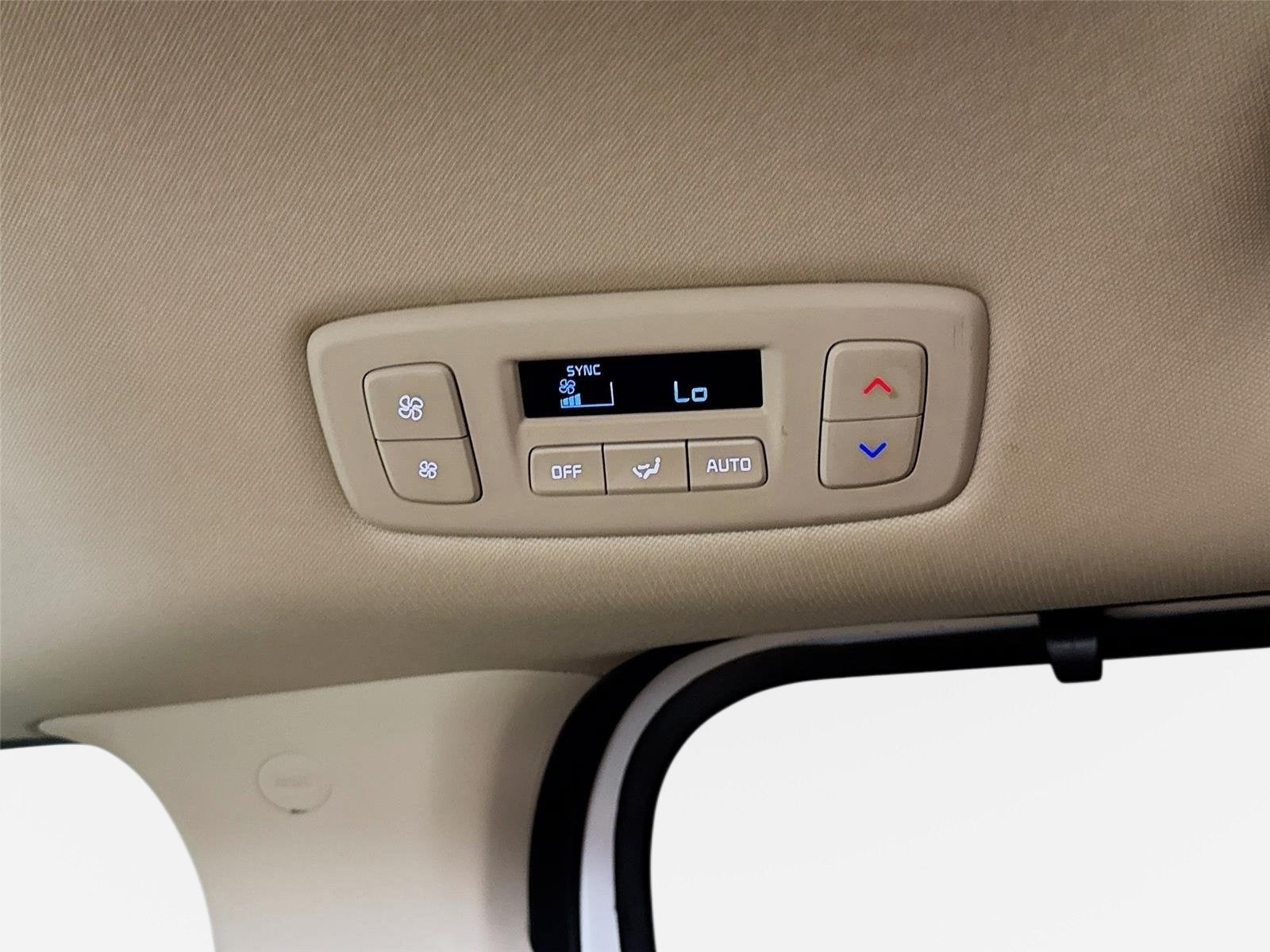 2023 Kia Carnival EX