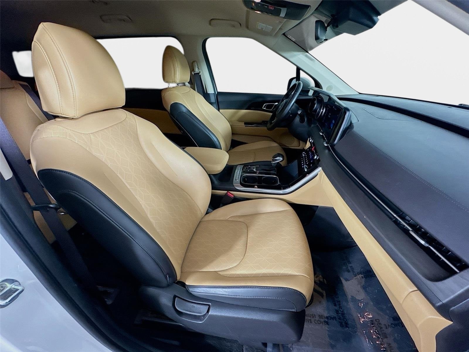2023 Kia Carnival EX