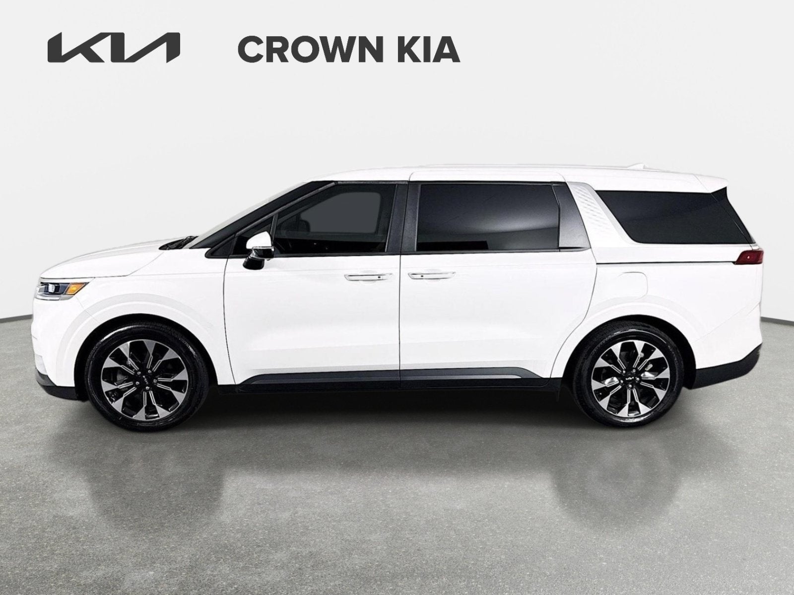 2023 Kia Carnival EX