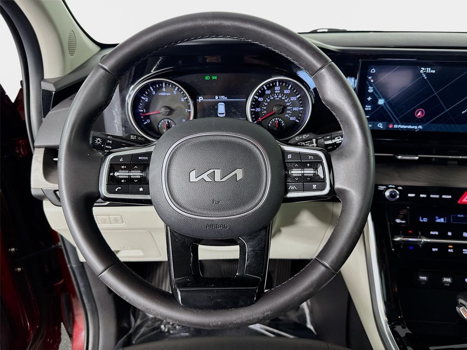 2024 Kia Carnival EX