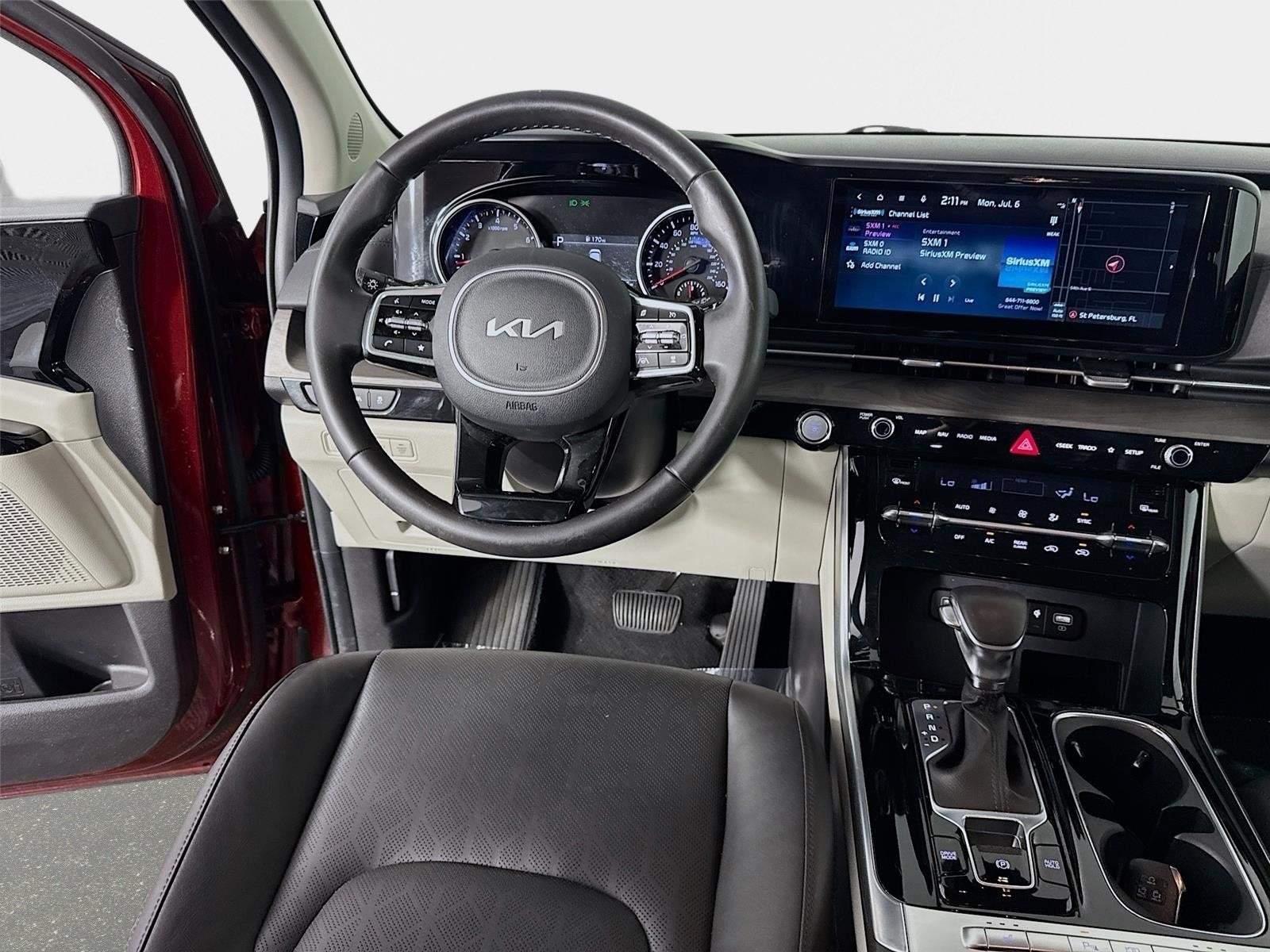 2024 Kia Carnival EX