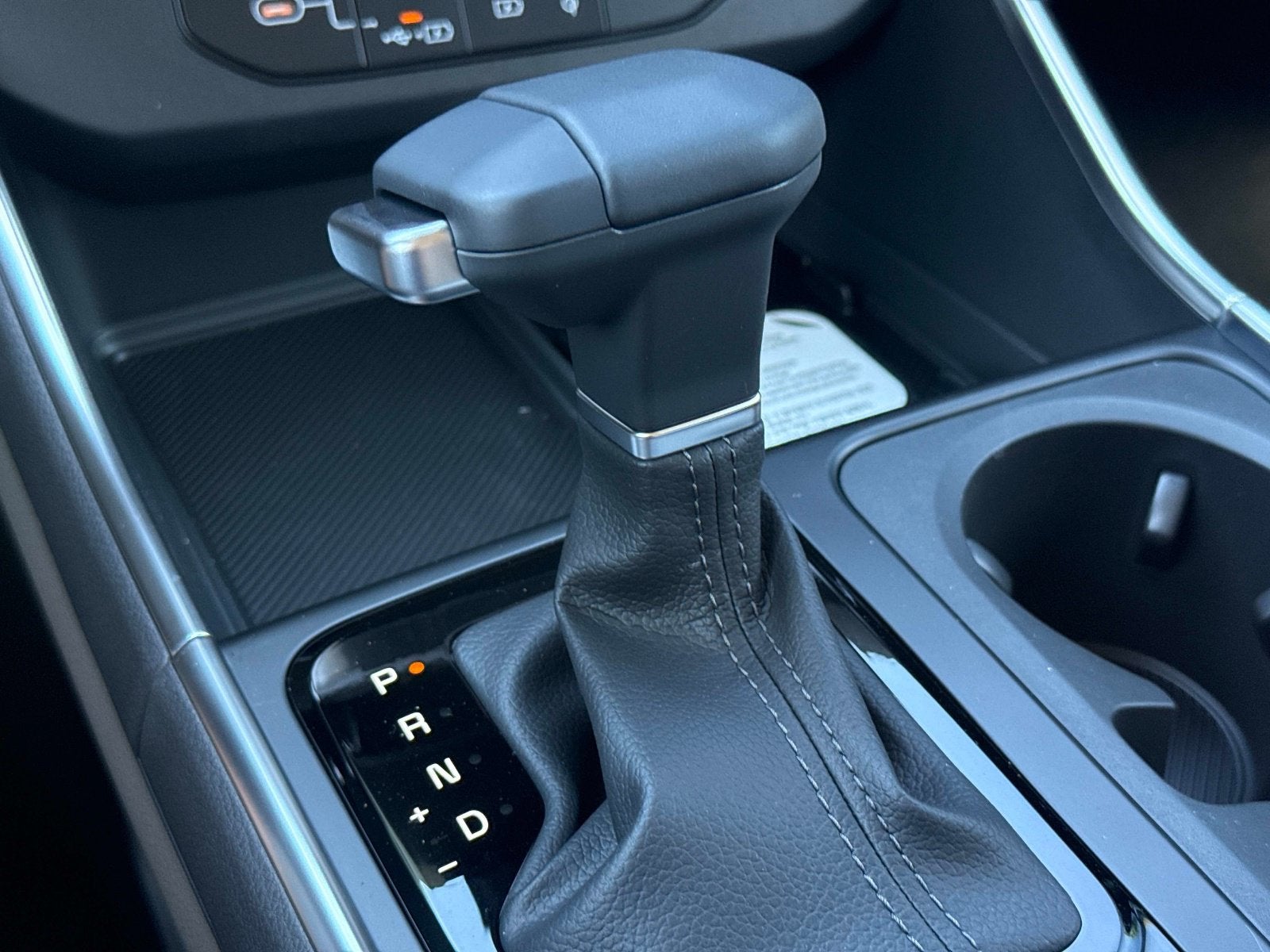 2027 Kia Carnival EX