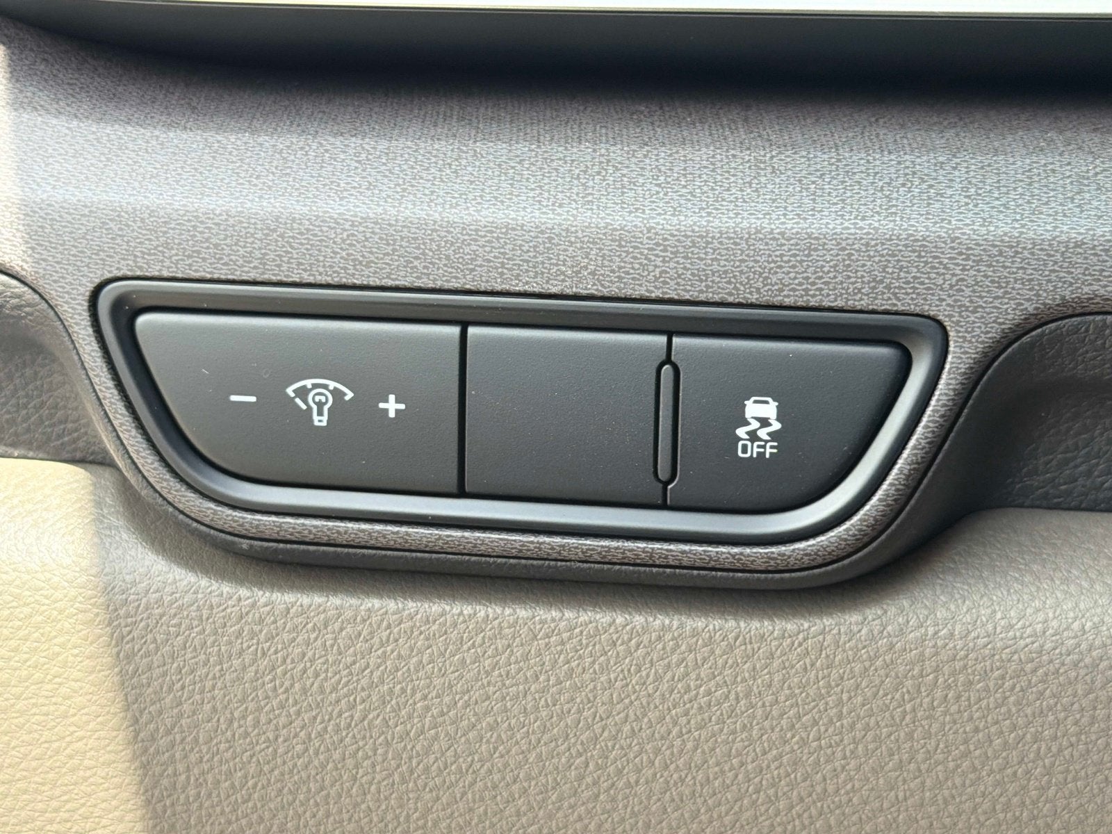 2027 Kia Carnival EX