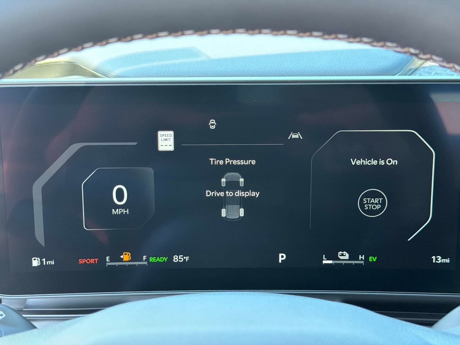 2027 Kia Carnival Hybrid SX