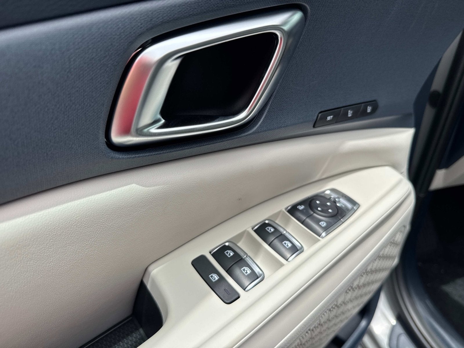 2025 Kia Carnival Hybrid SX