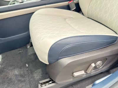 2025 Kia Carnival Hybrid SX