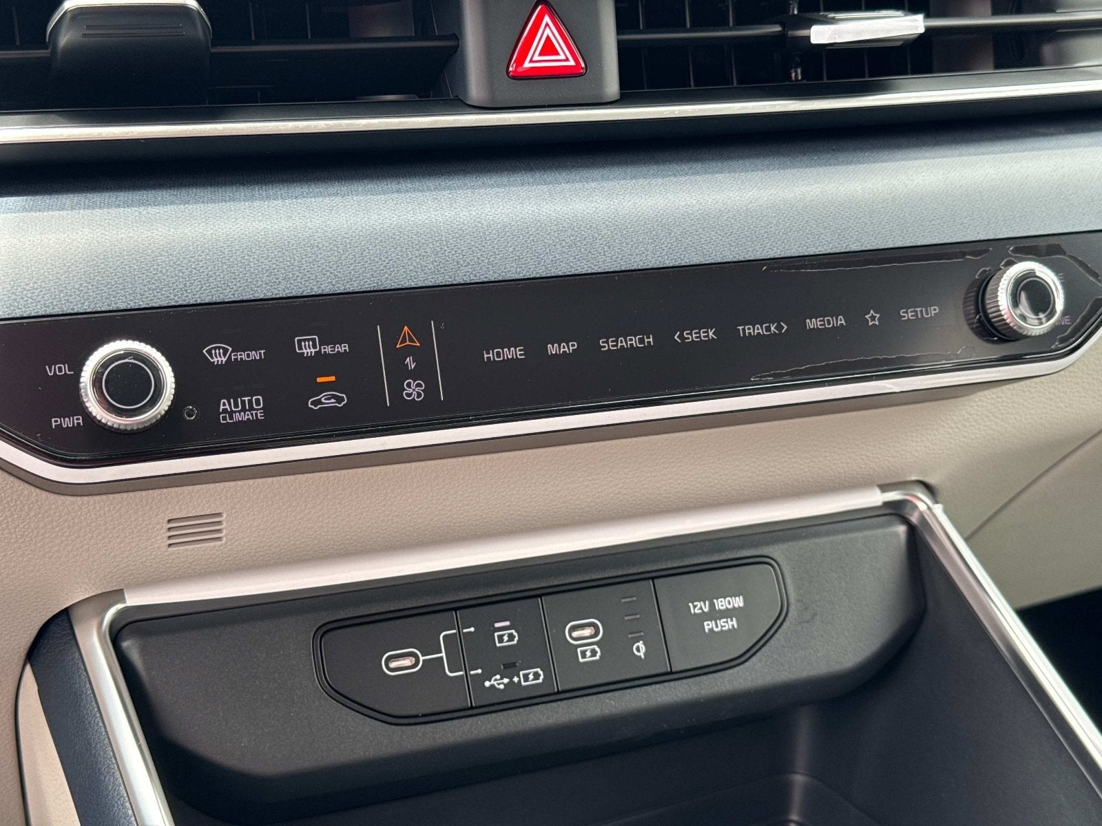 2025 Kia Carnival Hybrid SX