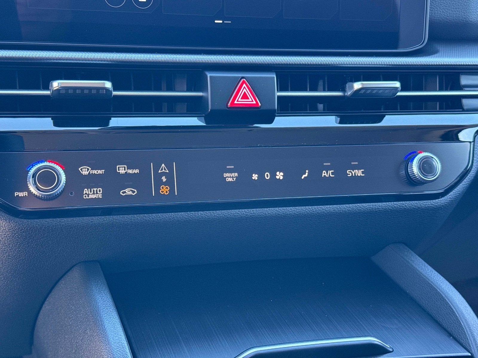 2026 Kia Sportage Hybrid LX