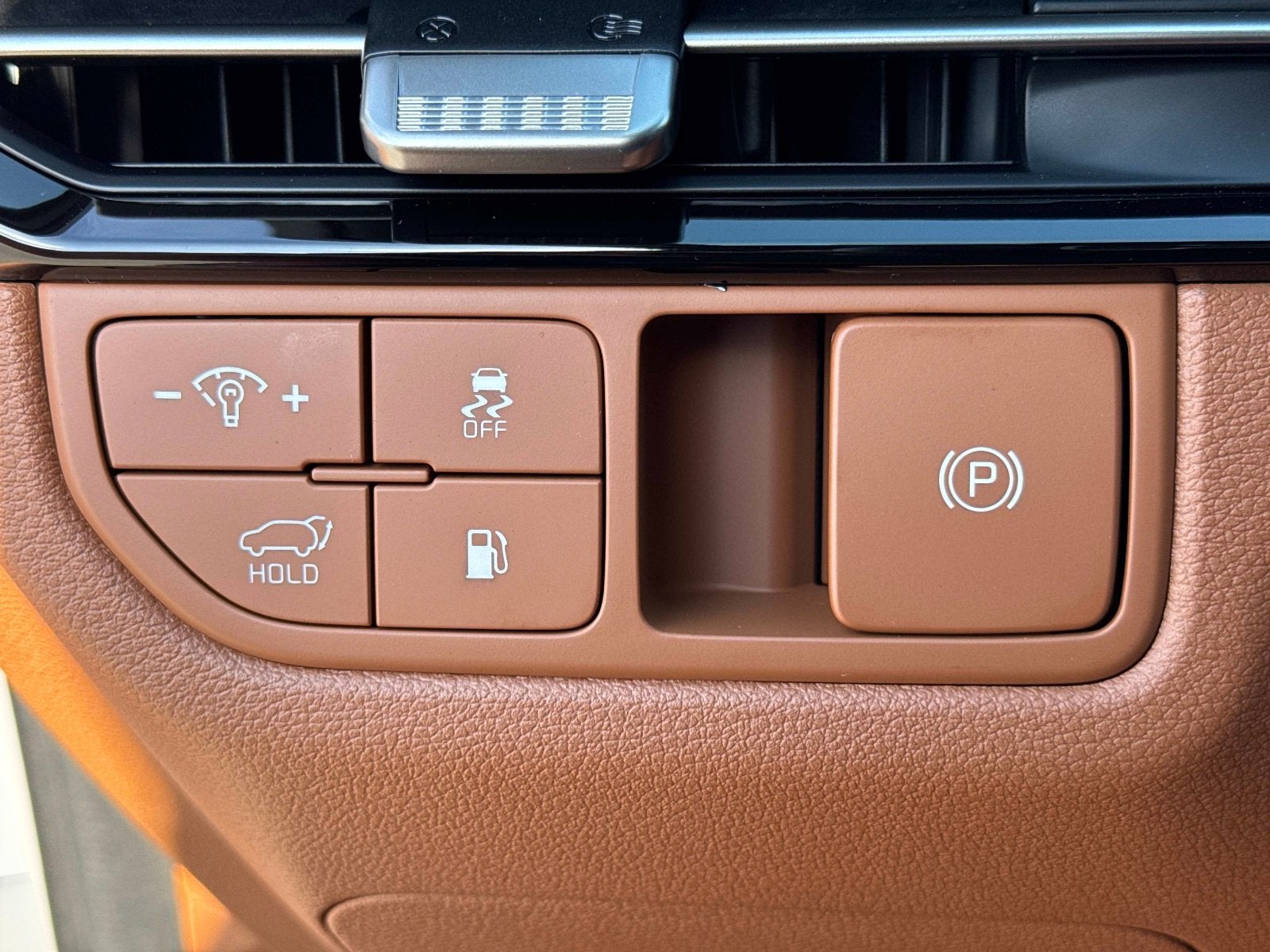 2026 Kia Sportage Plug-In Hybrid X-Line