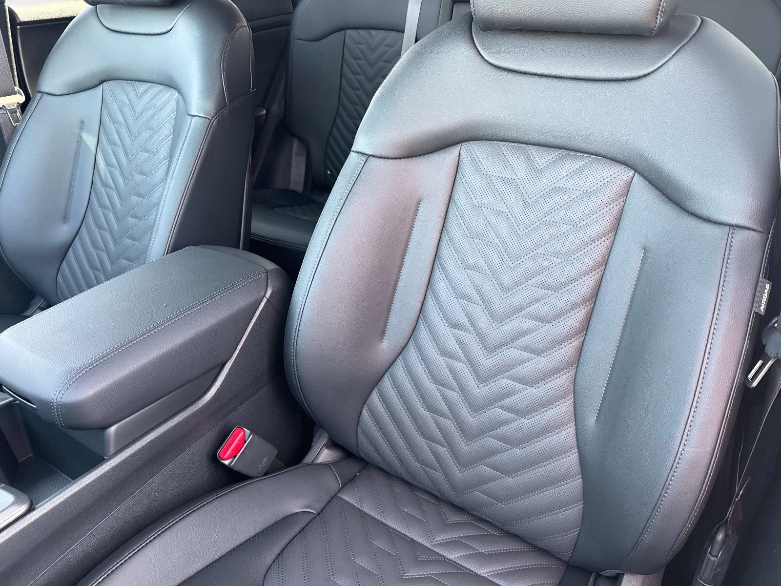 2026 Kia Sportage Plug-In Hybrid X-Line