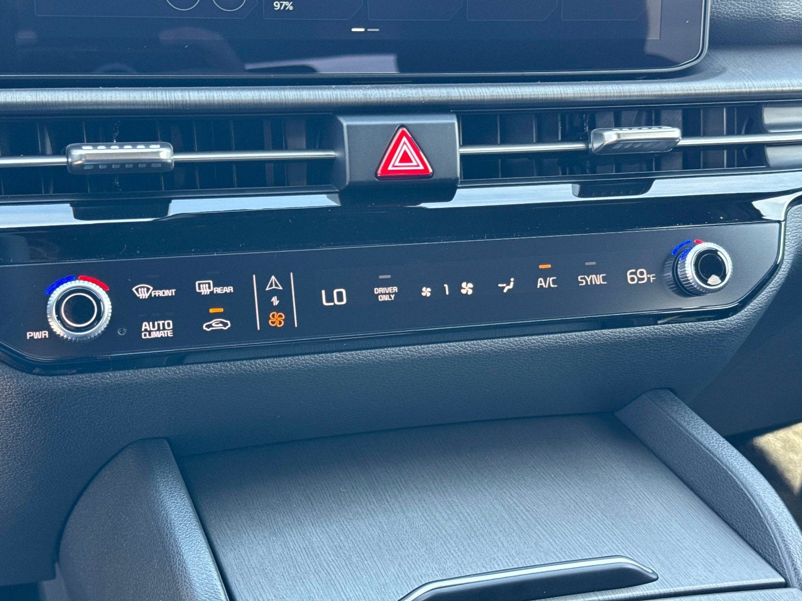 2026 Kia Sportage Plug-In Hybrid X-Line