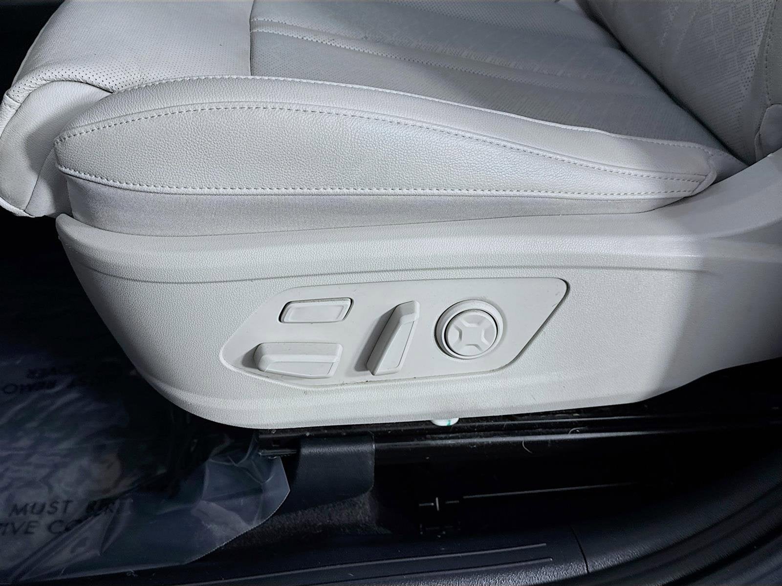 2023 Kia Sorento Plug-In Hybrid SX Prestige