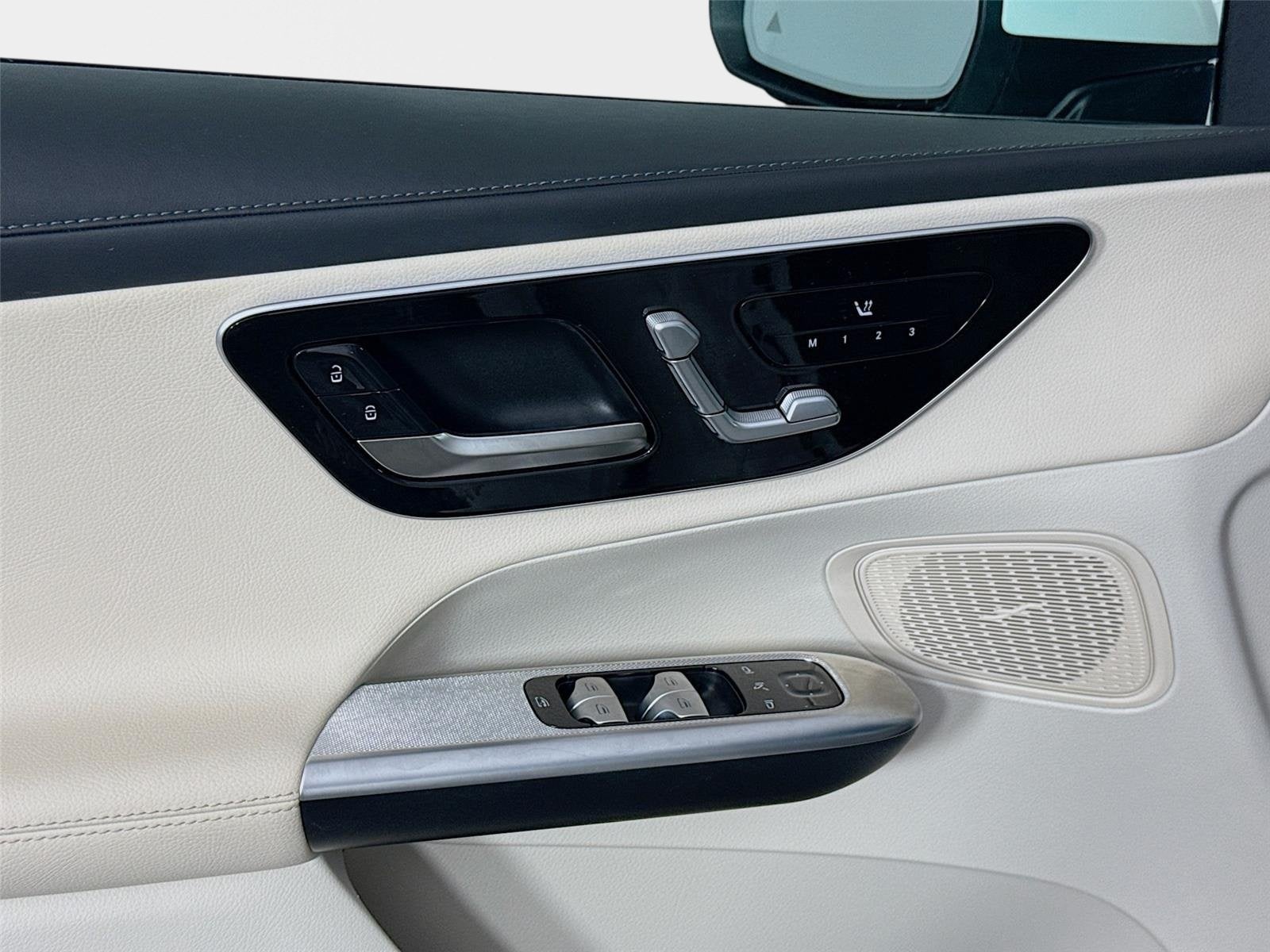 2023 Mercedes-Benz GLC GLC 300